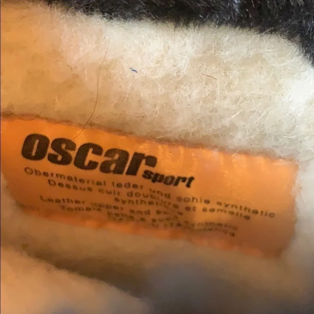 Oscar Sport black fur winter / snow boots with wedge heel Size 6